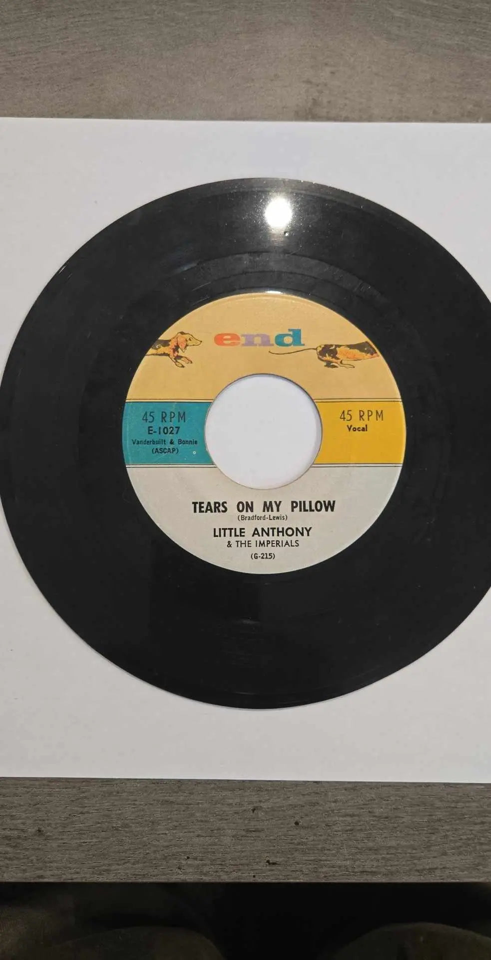 45rpm Vinyl - End | Tears On My Pillow | Little Anthony & The Imperials - The Junk Guru