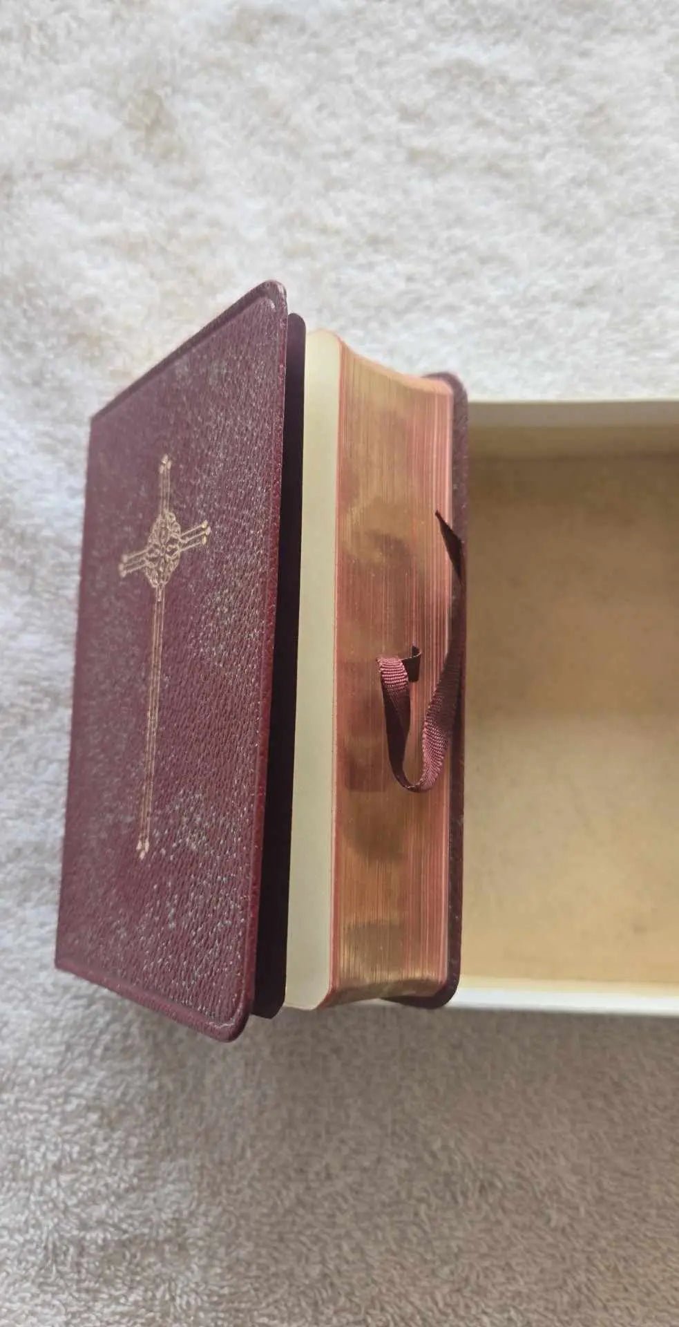 Cambridge Pray & Hymn Book | In Box - The Junk Guru